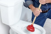 Nguyên nhân bồn cầu bị nghẹt và cách thông nghẹt bồn cầu