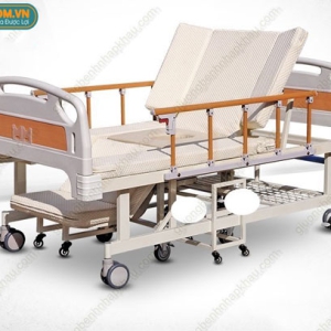 Giường bệnh đa năng tách xe lăn điều khiền bằng tay quay TG-BC06